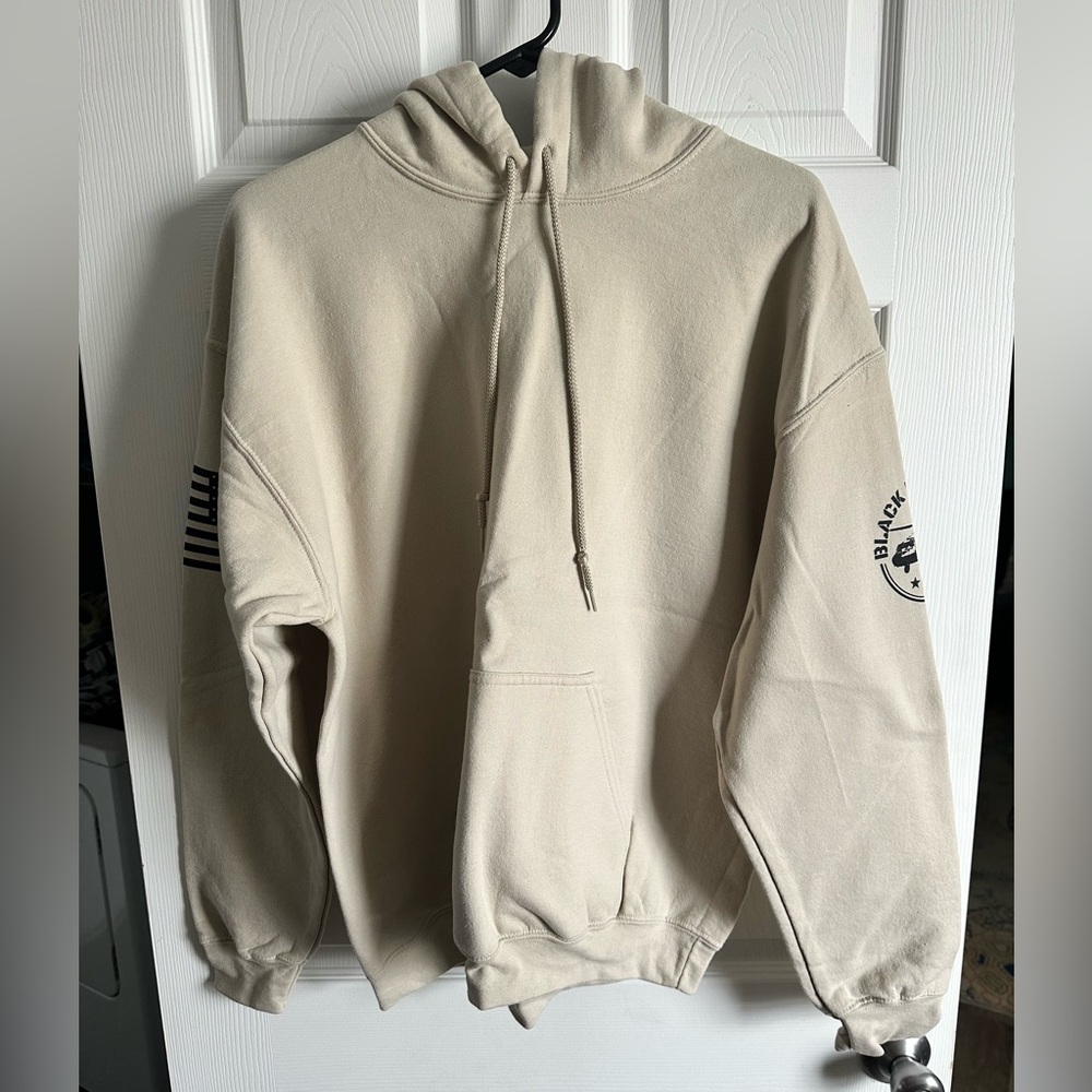 NWOT Large tan Blackhawk style hoodie
